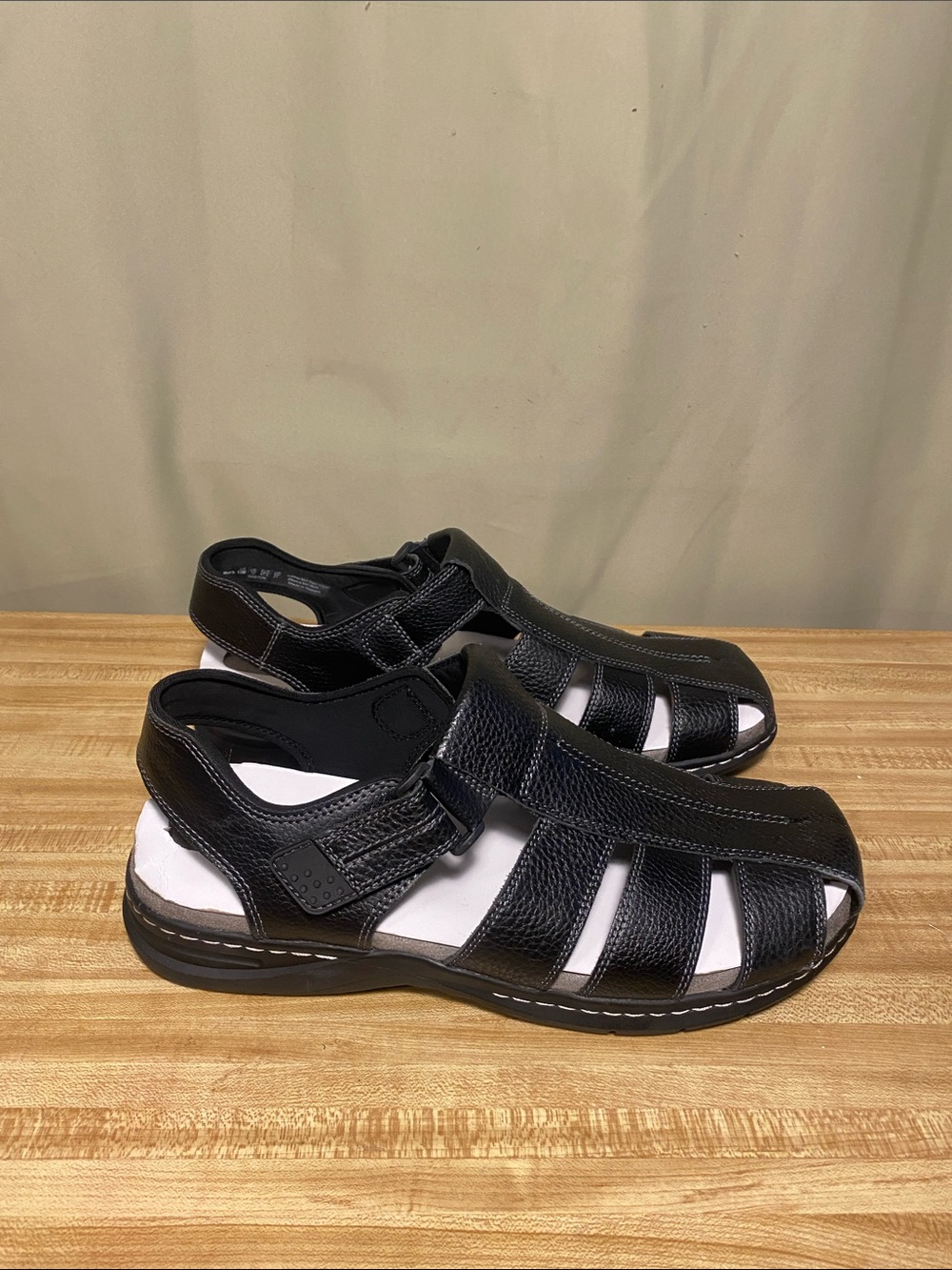 Dr. Scholl's Men's  Gaston Fisherman Sandals  Black Leather Closed Toe 13M NWOT